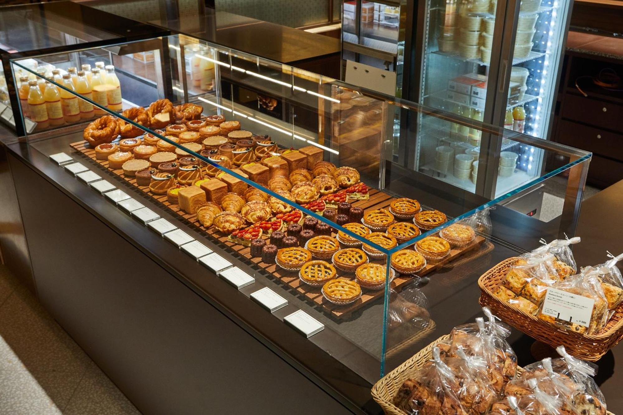 Imperial Hotel Tokió Kültér fotó A pastry display